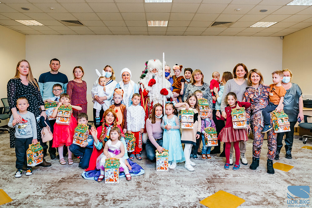 Более 30 онлайн и офлайн мероприятий провело ЦОК ВКС за новогодние праздники