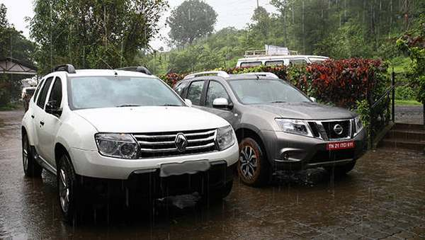 Ниссан террано сравнение. Nissan Terrano vs Renault Duster. Ниссан Дастер Террано. Рено Дастер vs Ниссан Террано. Nissan x-Trail Duster.