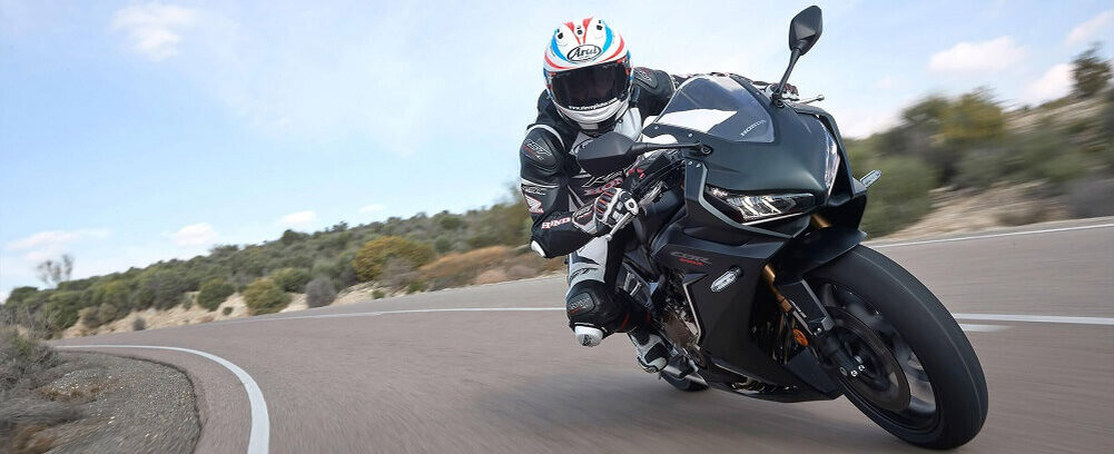 Мотоцикл Хонда CBR 650 R