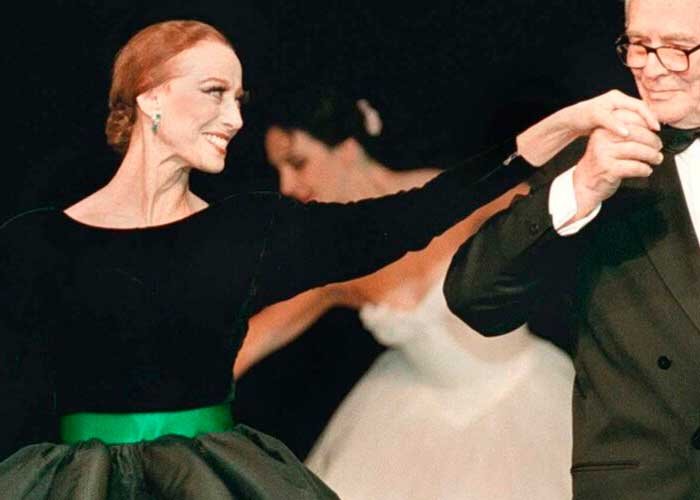 Еще  немного Плисецкой и ее ГКСМ. Пьер Карден тоже имеет место быть //  фото: kulturologia.ru