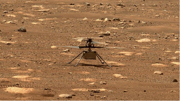 Дрон "Ingenuity" на Марсе. Источник https://chudo.tech/2021/04/14/oshibki-softa-sluchayutsya-i-v-kosmose/