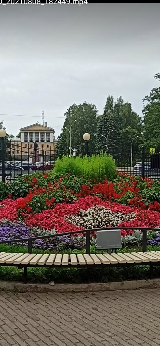 Вход в парк культуры и отдыха в Зеленогорске. 