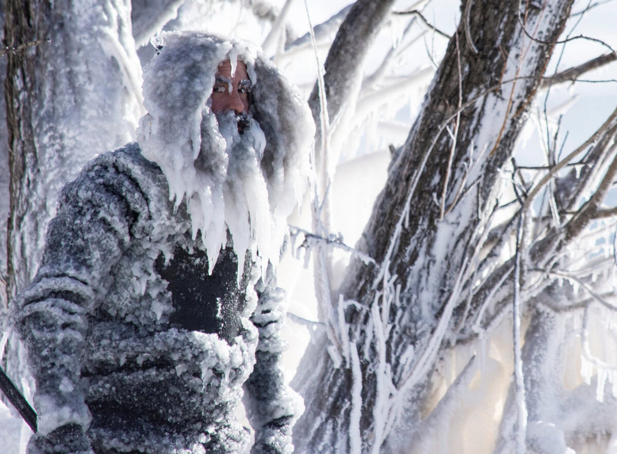 эта фото и выше - серфер Аллен Фину, фото Devon Hains Photography 