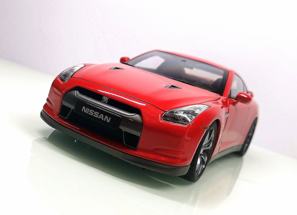 Nissan GT-R R35 2009 Kyosho #08475bk #08473r