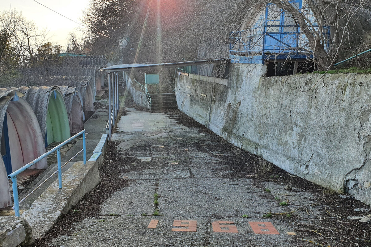 Крымский заброшенный лагерь