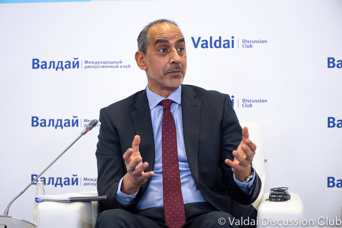 🇶🇦 Тарик Юсэф, внештатный старший научный сотрудник программы по внешней политике Brookings Institution (Катар)