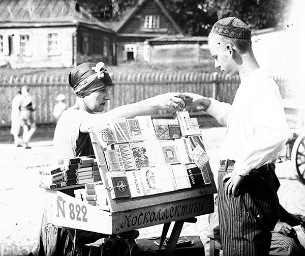 Фото Николая Кубеева, сделанное в 1933-34 году в Москве. Из коллекции Андрея Мятиева.