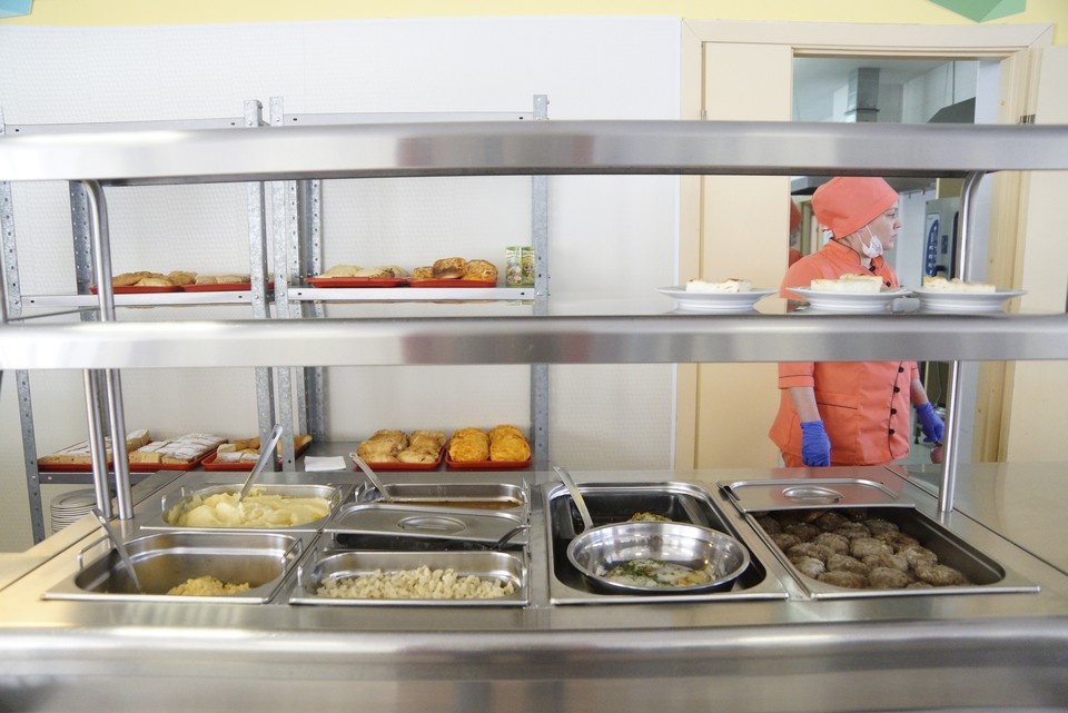     Двухразовое питание смогут получить дети с ОВЗ. Алексей БУЛАТОВ