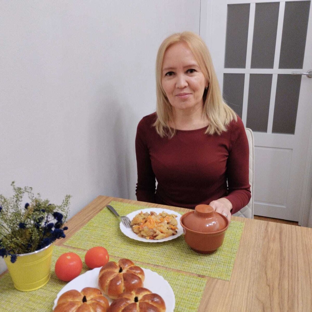    Мясо в горшочке