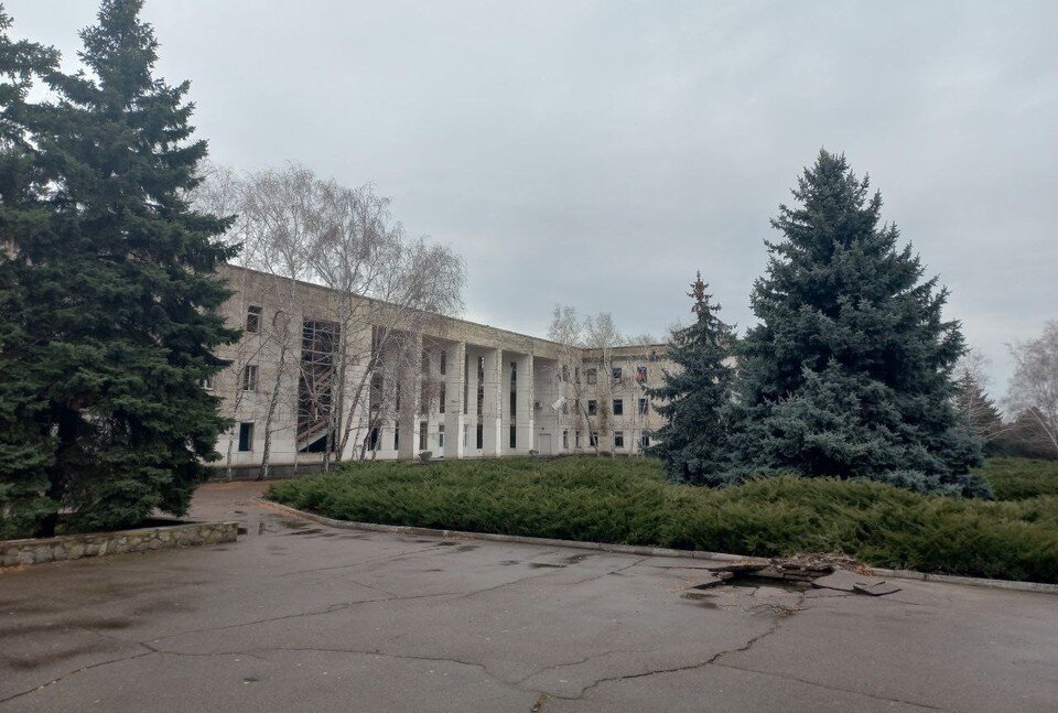     Солодов осмотрел разрушенные школы и детский сад. Фото: Telegram-канал губернатора Камчатки