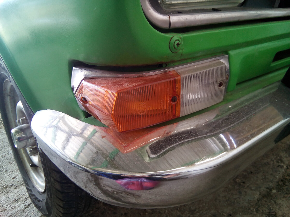 Передние рассеиватели у меня в отличном состоянии.