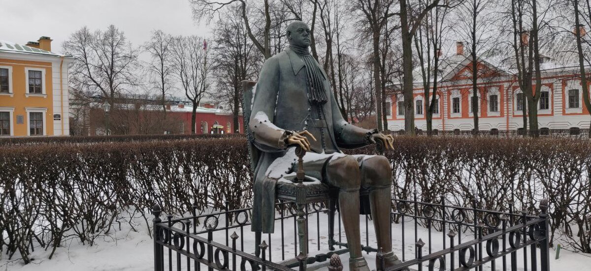 Памятник Петру I. Фото автора.