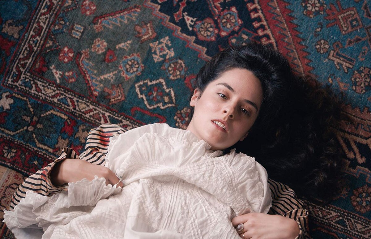 Кадр из фильма "Куриоса"