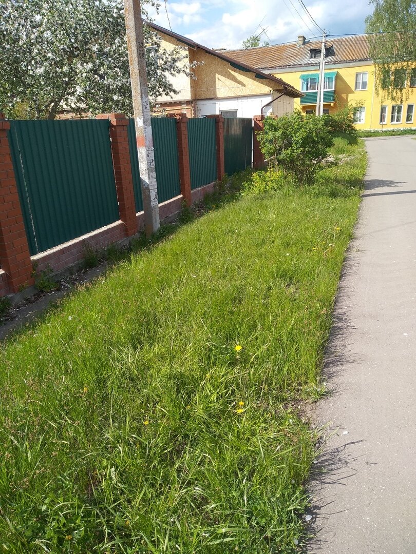 Сторона дома, которая ближе всего к соседям
