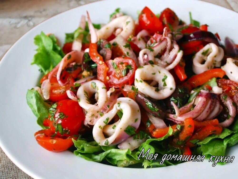 Салат с морским коктейлем по рецепту Дмитрия Нагиева