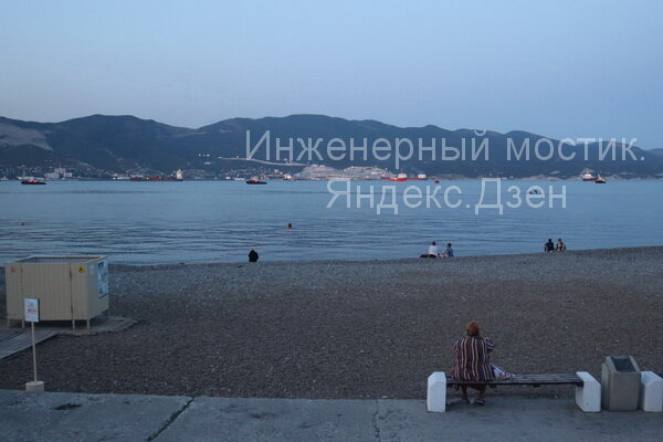 Пляж "Нептун" летним вечером. Фото автора. 