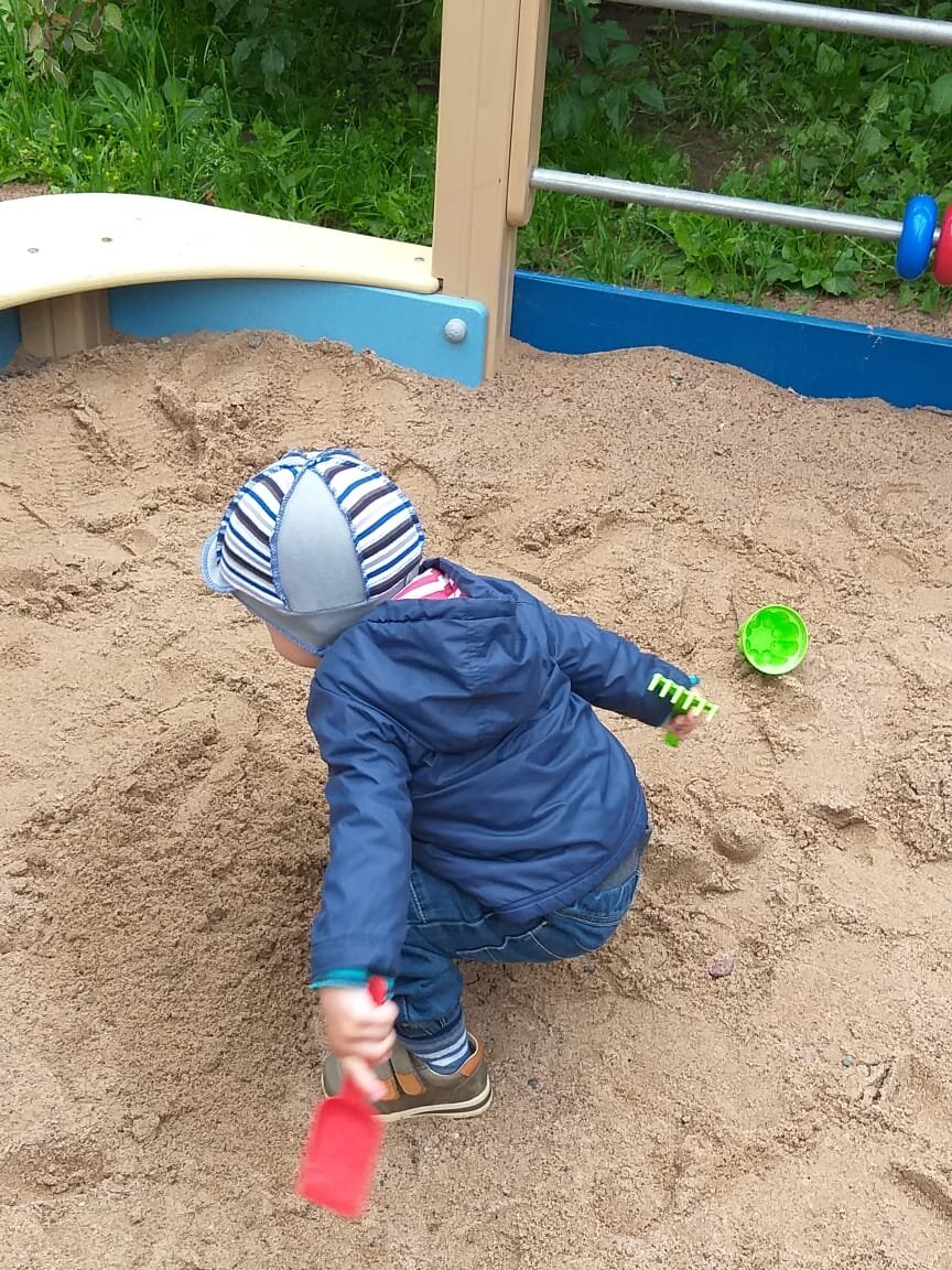 вот она та самая красная лопаточка