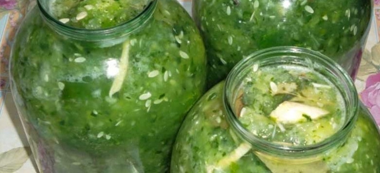 Соленые огурцы в собственном соку.