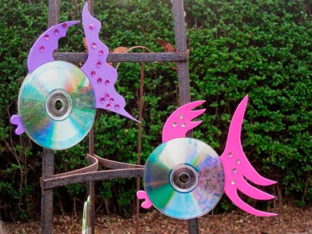 Поделки из старых CD-дисков: блестящие идеи для оформления дома и сада
