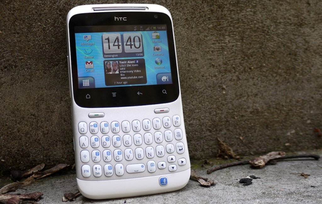 Аппарат и сейчас смотрится стильно