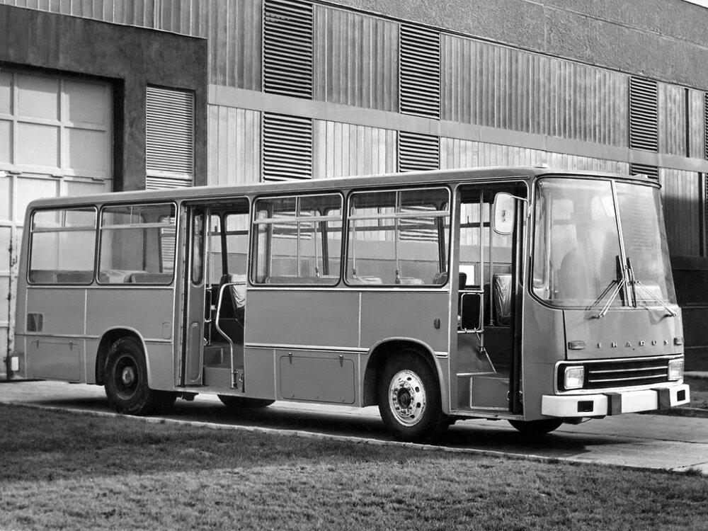 Музей завода икарус фото Ikarus 220: один из несерийных НПАП № 1 Икарус Дзен