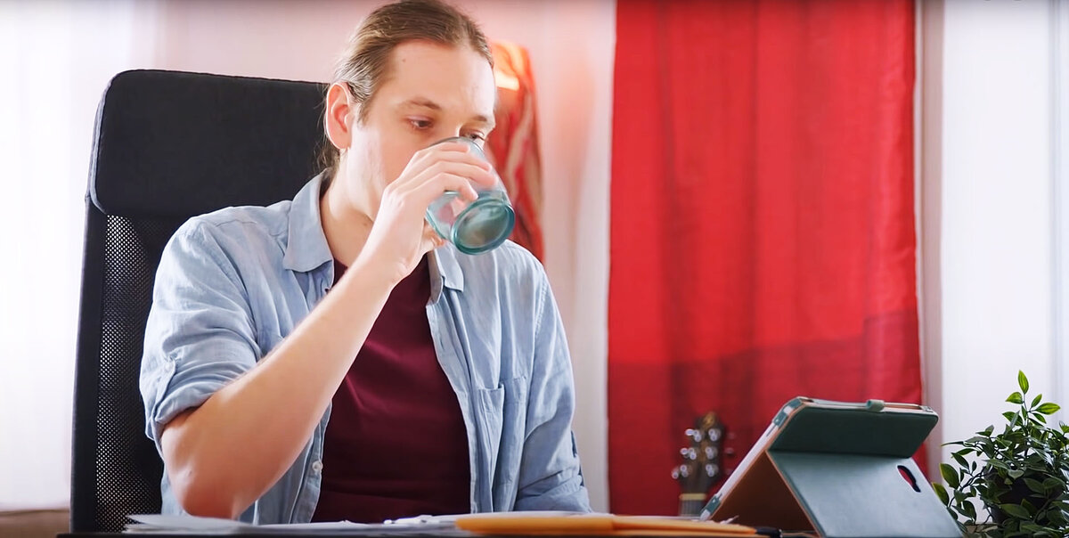 Выпивайте два стакана воды натощак