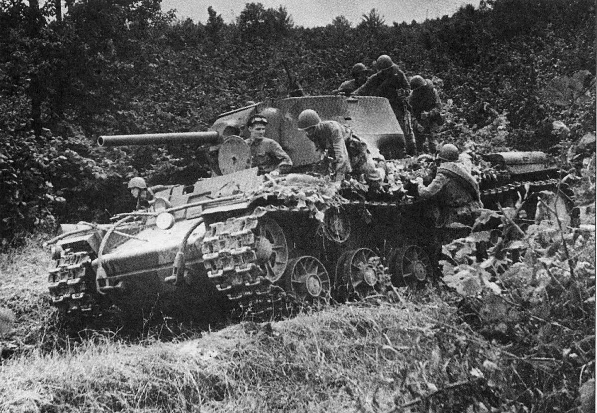 КВ с десантом