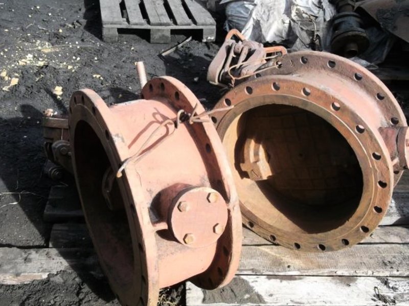 затвор поворотный перекрывать воду