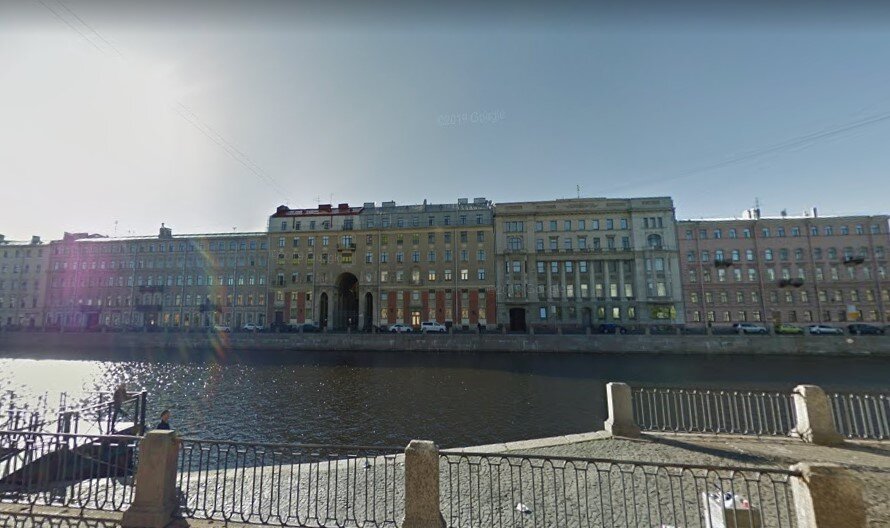  Толстовский дом с набережной Фонтанки. Google Maps