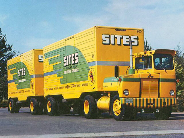 Kenworth TCF 521 CBE со спальным местом сбоку