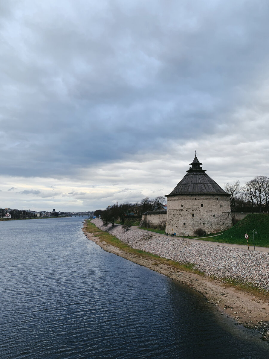 Покровская башня псковского кремля