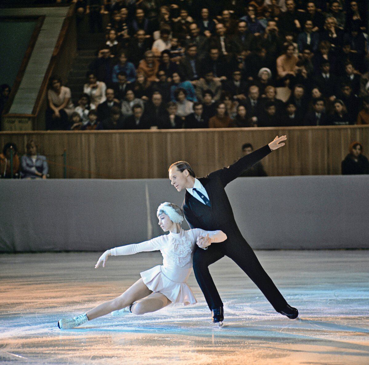 24 сентября 1979 года Белоусова и Протопопов, находясь на гастролях в Швейцарии, попросили политического убежища