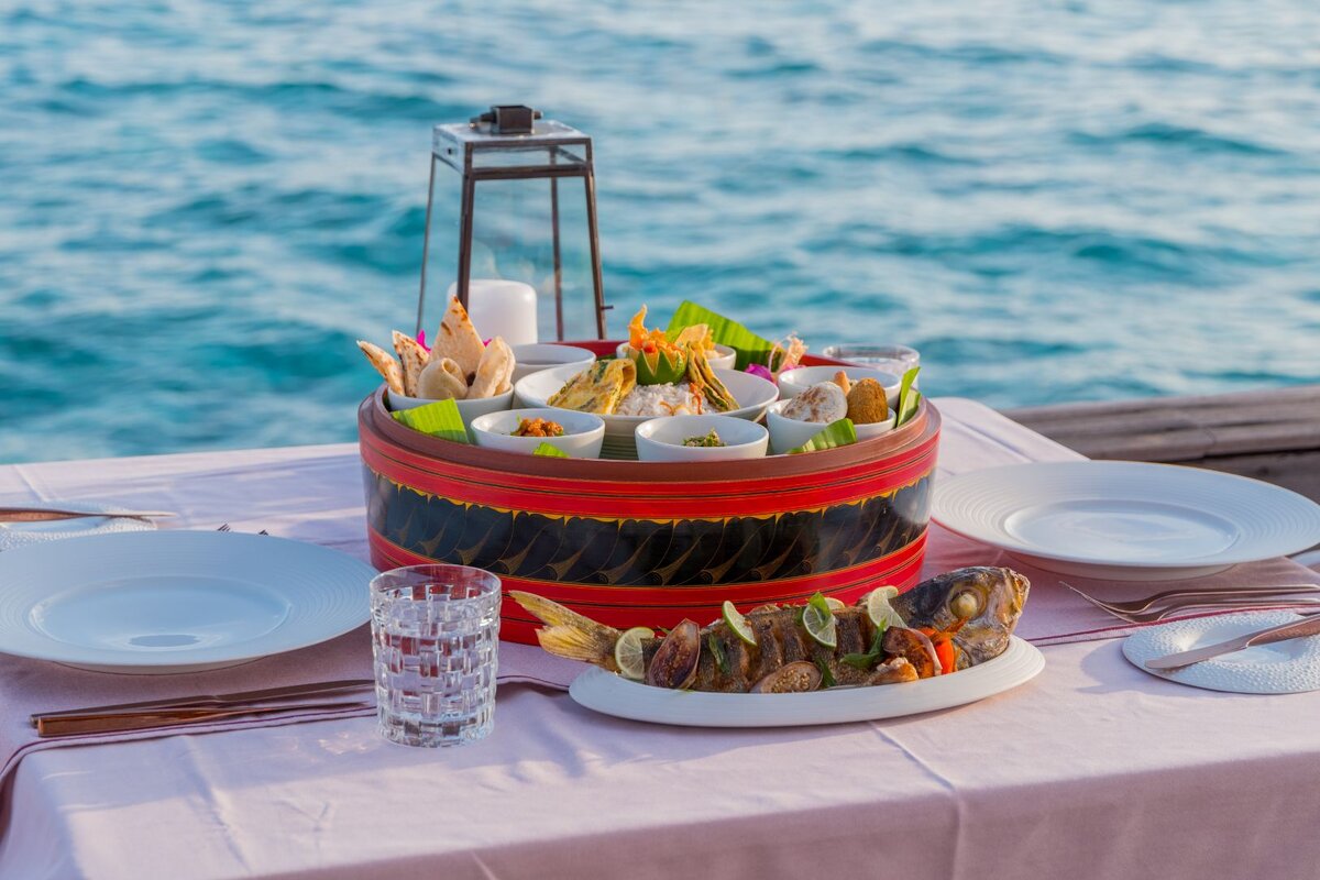    традиционное мальдивское застолье