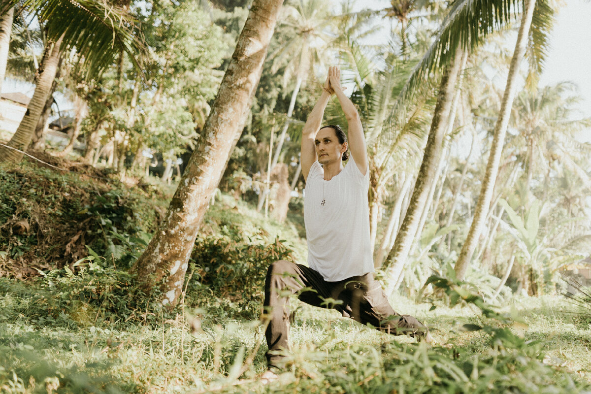 Практика асан позволяет испытать 3 уровня саморазвития