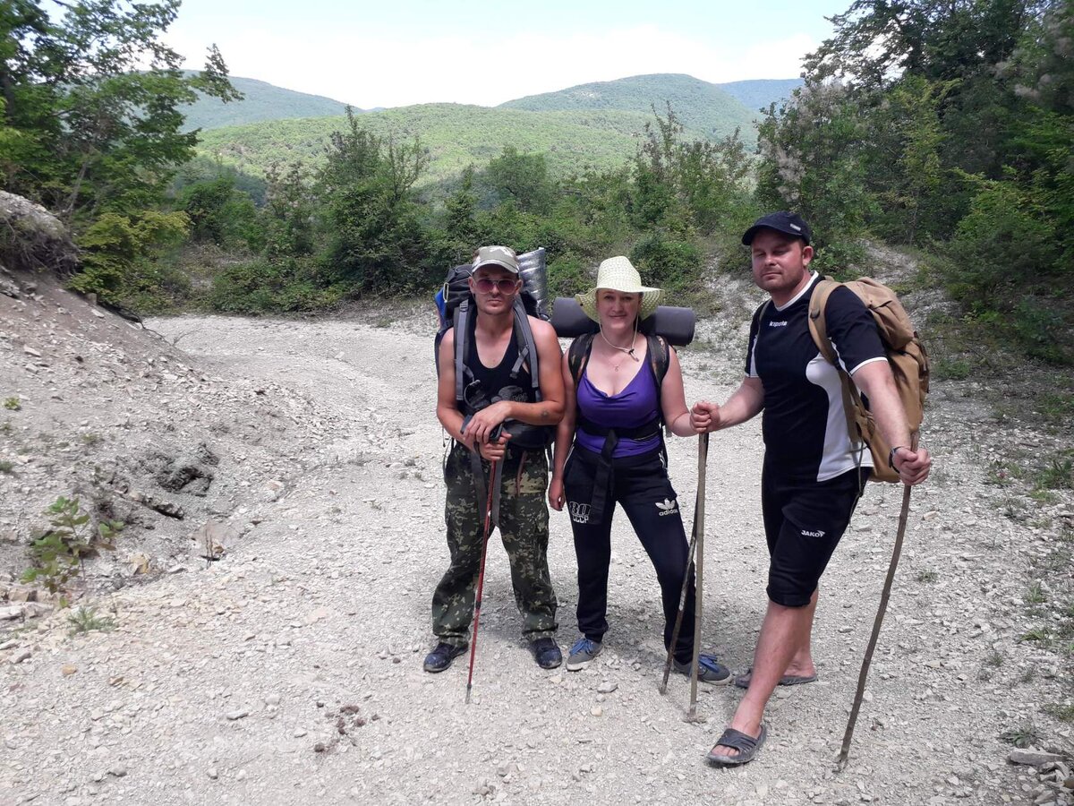 С друзьями. На спуске.