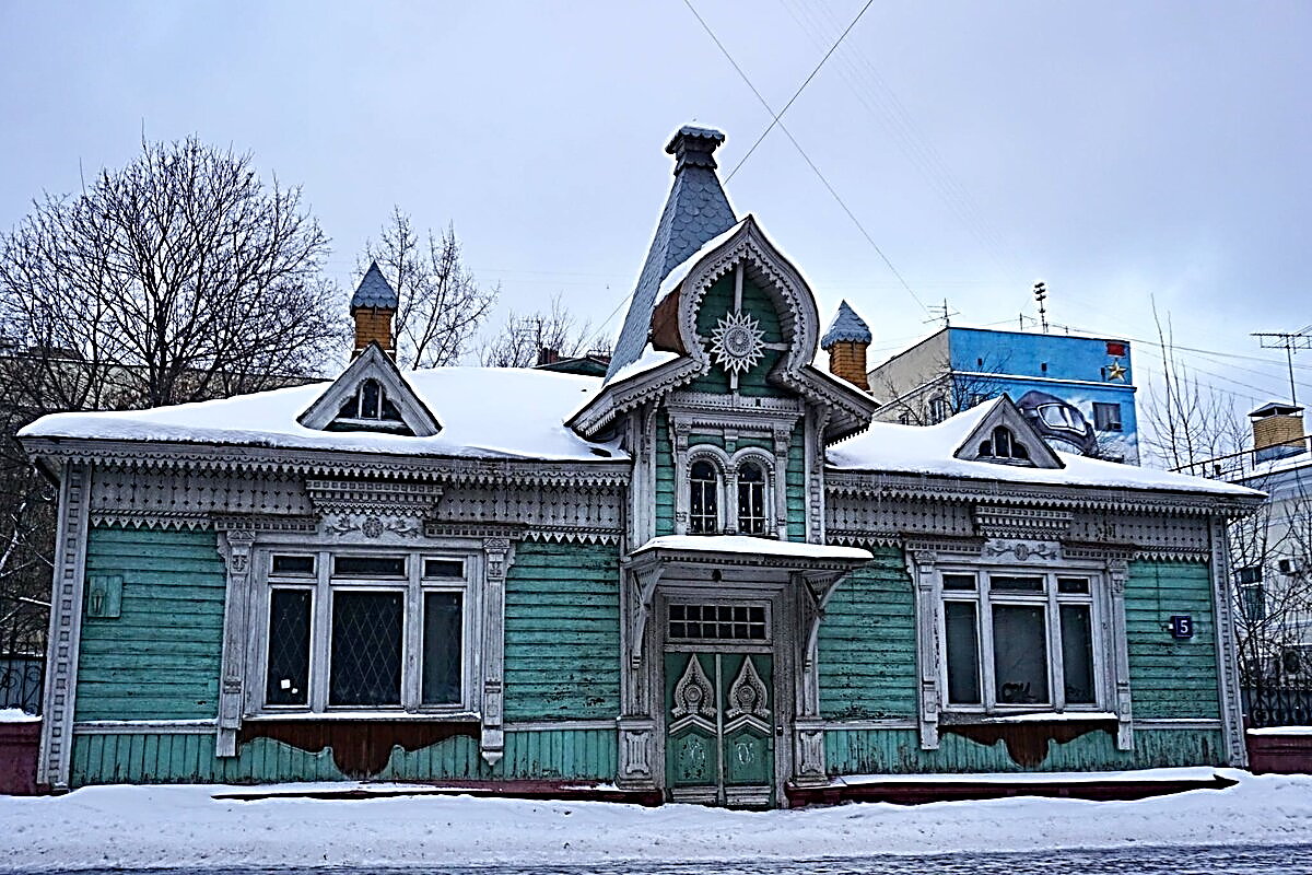 Дома с наличниками