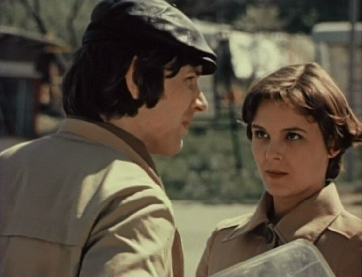 Кино с любимыми не расставайтесь 1979. Абдулов и Алферова в фильме с любимыми не расставайтесь. С любимыми не расставайтесь фильм 1980. С любимыми не расставайтесь фильм 1979 кадры.