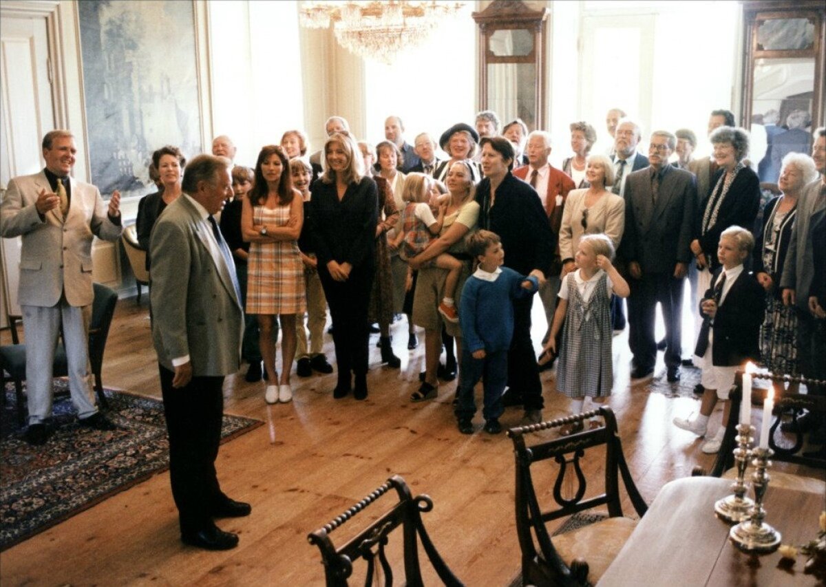 Кадр из фильма "Торжество", 1998 г.