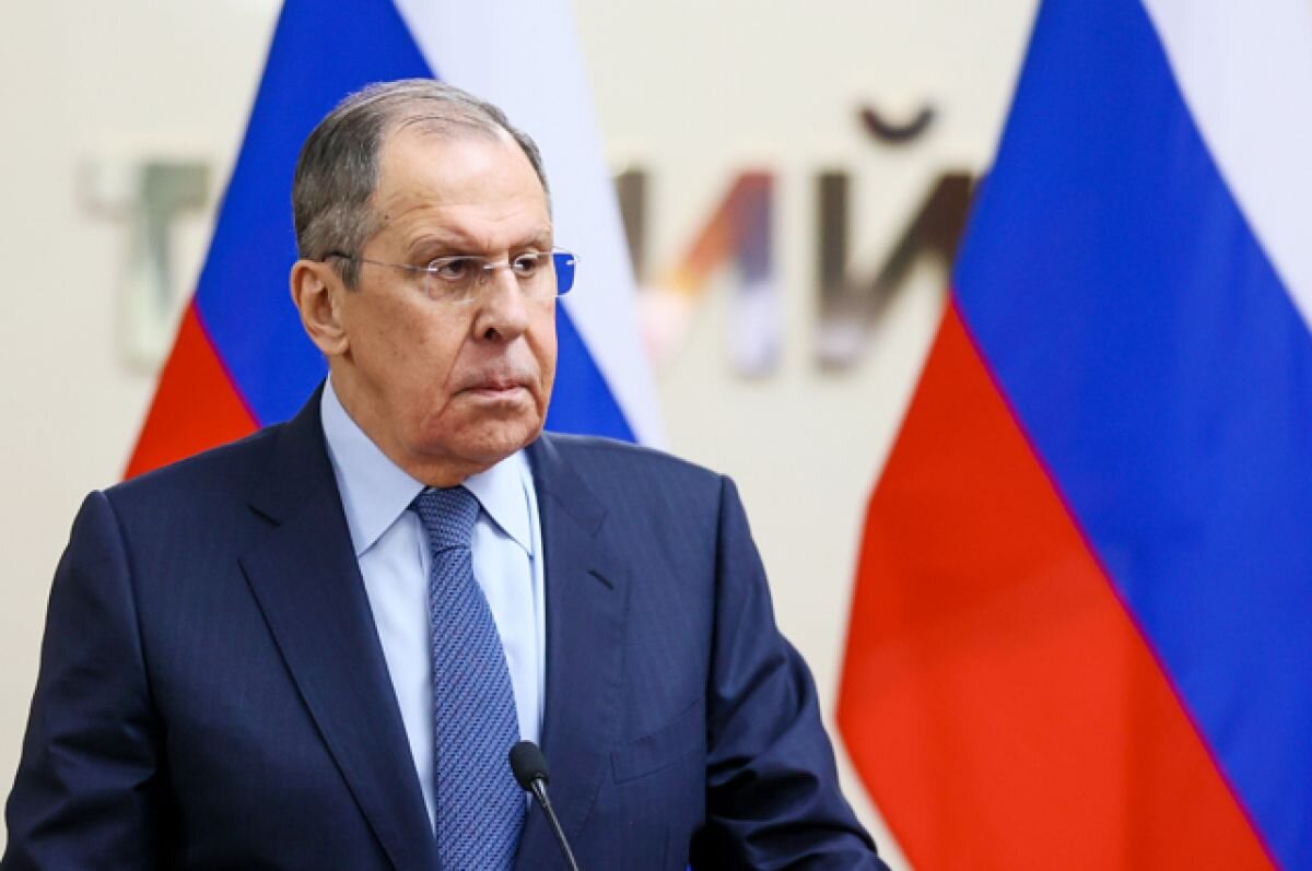    Лавров заявил, что РФ готова обсуждать с США обмен заключенными