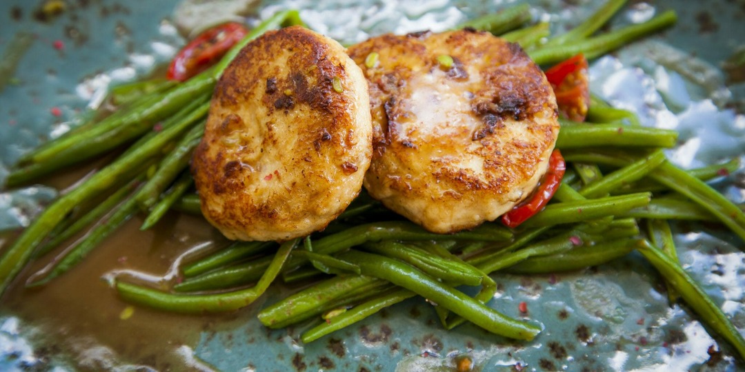 Куриные котлетки со стручковой фасолью для диабетиков