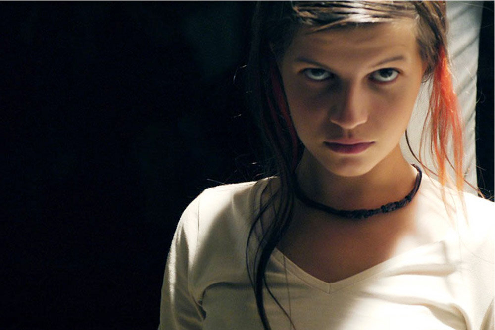 Жанна - любимая дочка, и чудит по мелочи