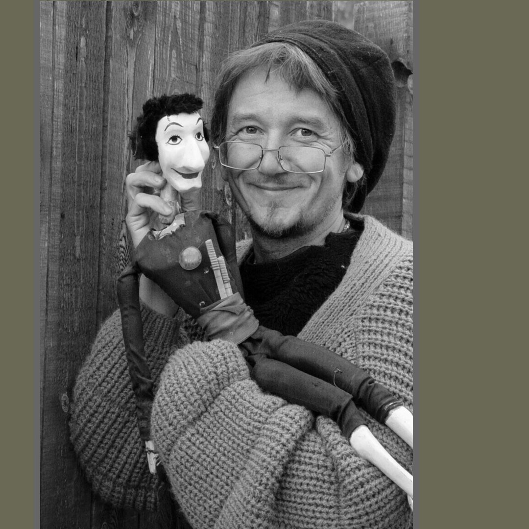 Терентий Травник - художник, музыкант, поэт