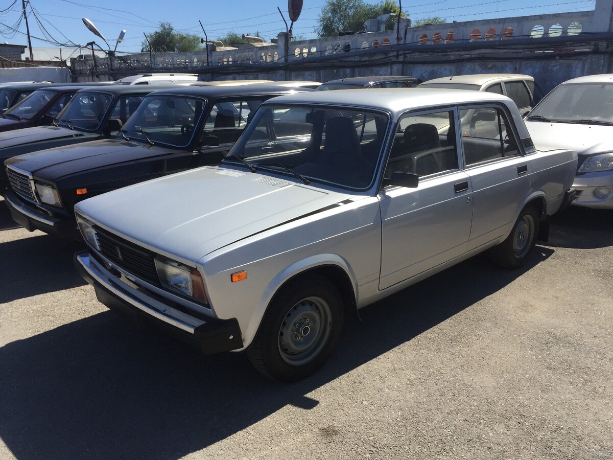 Иллюстрации с площадки "Автодмир" 