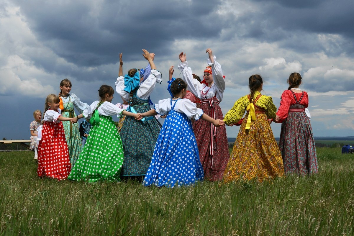 Народная музыка для танцев. Хоровод. Народный хоровод. Русский хоровод. Фольклорный танец.