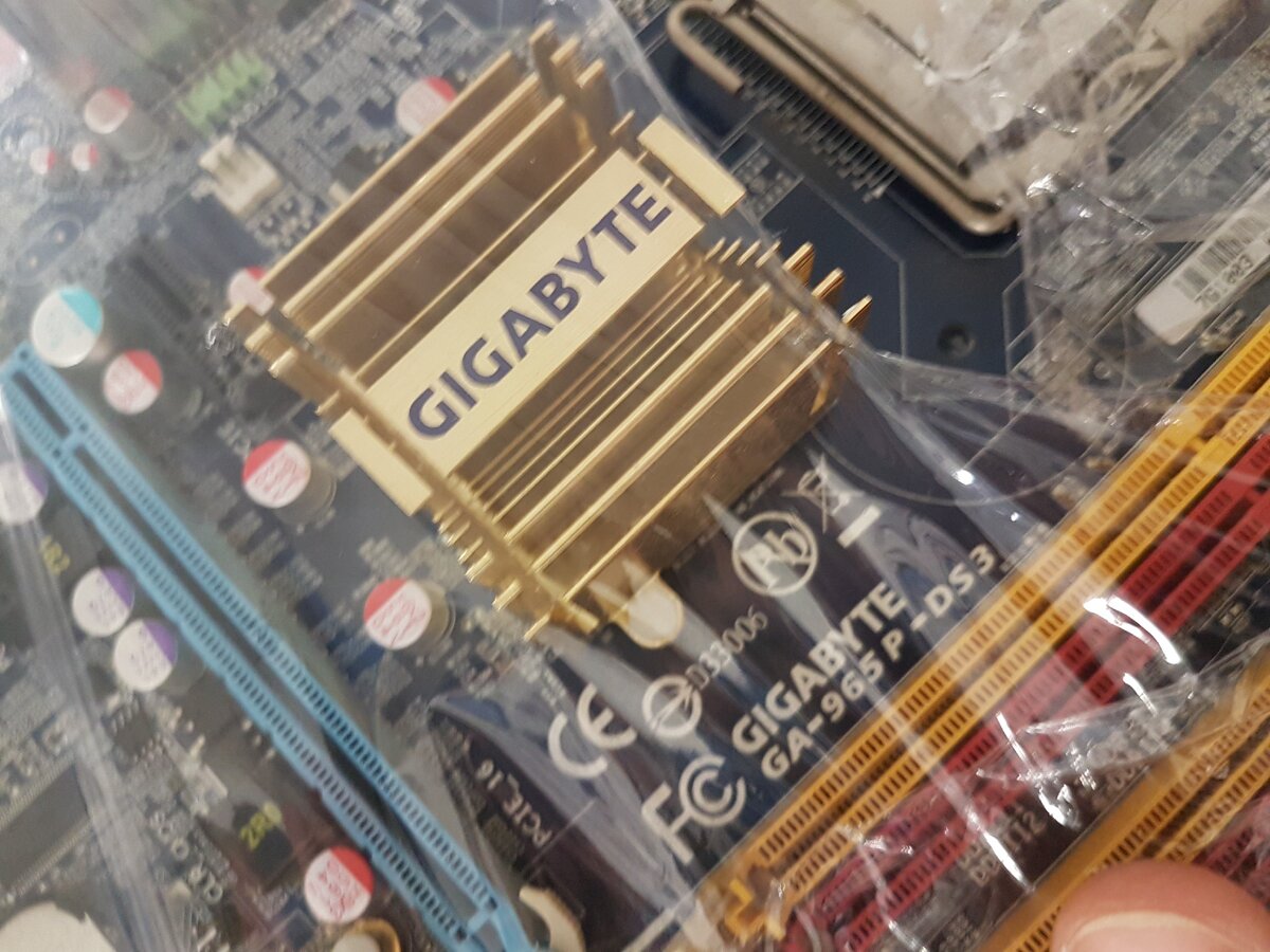 Gigabyte GA-965P-DS3.