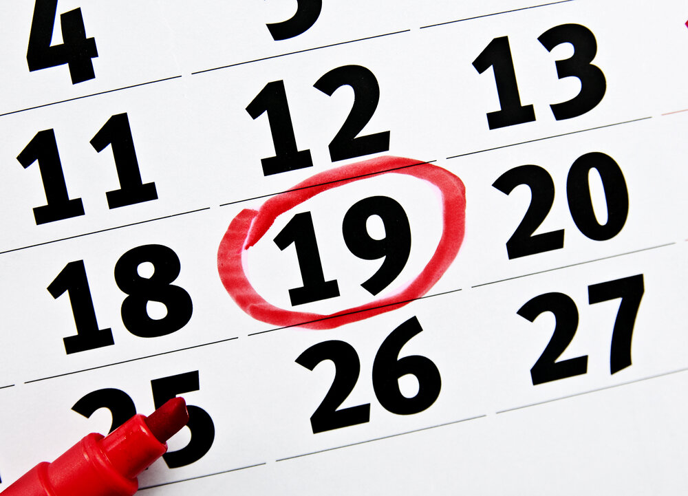 15 апреля 2021 год. Лист календаря. Календарь числа. 19 Июля календарь. 19 Число на календаре.