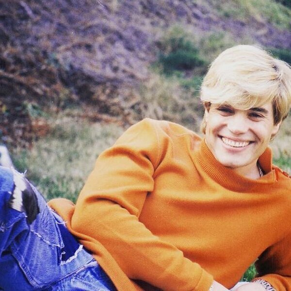 Совсем молодой Слава. https://otvet.mail.ru/