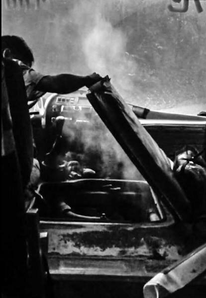 Перегревшийся мотор автобуса