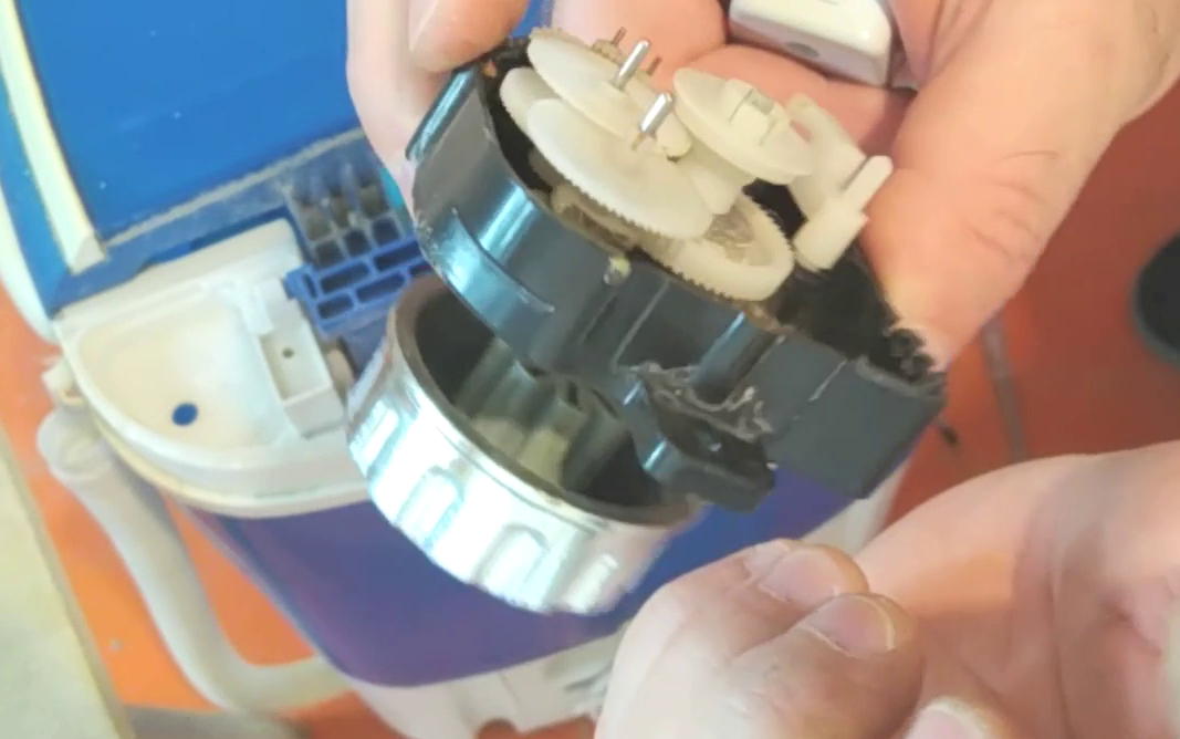 Фото 2. Демонтированный таймер времени.