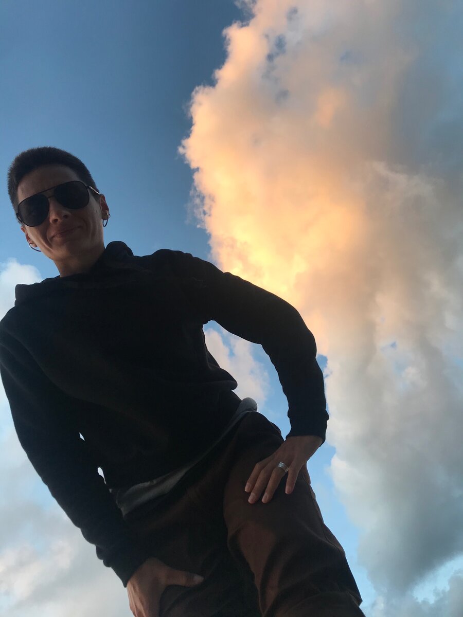 А да, ещё говорят я на мужика похожа.